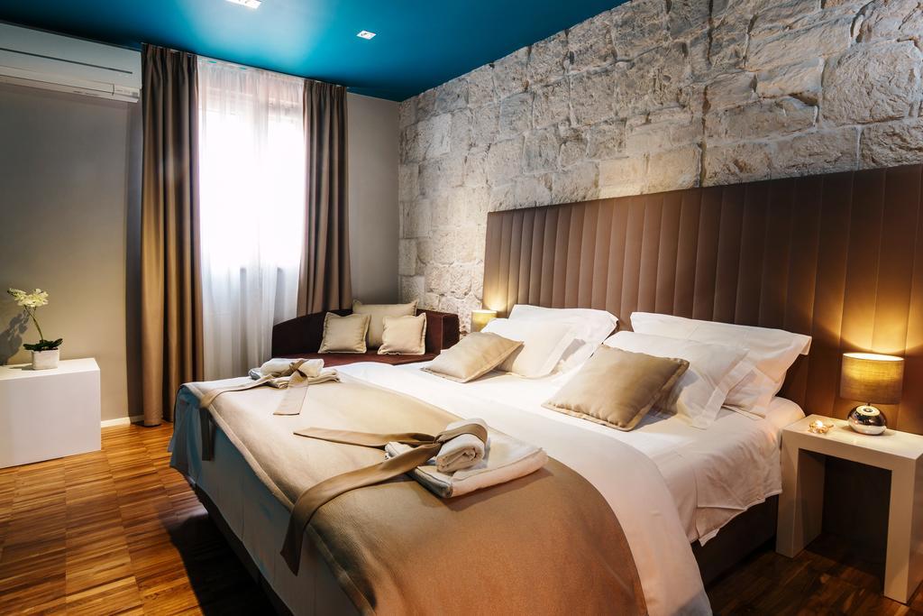 Riva Luxury Rooms Split Exterior photo