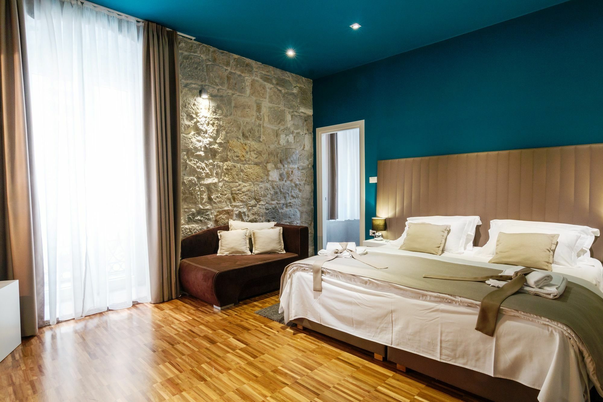 Riva Luxury Rooms Split Exterior photo